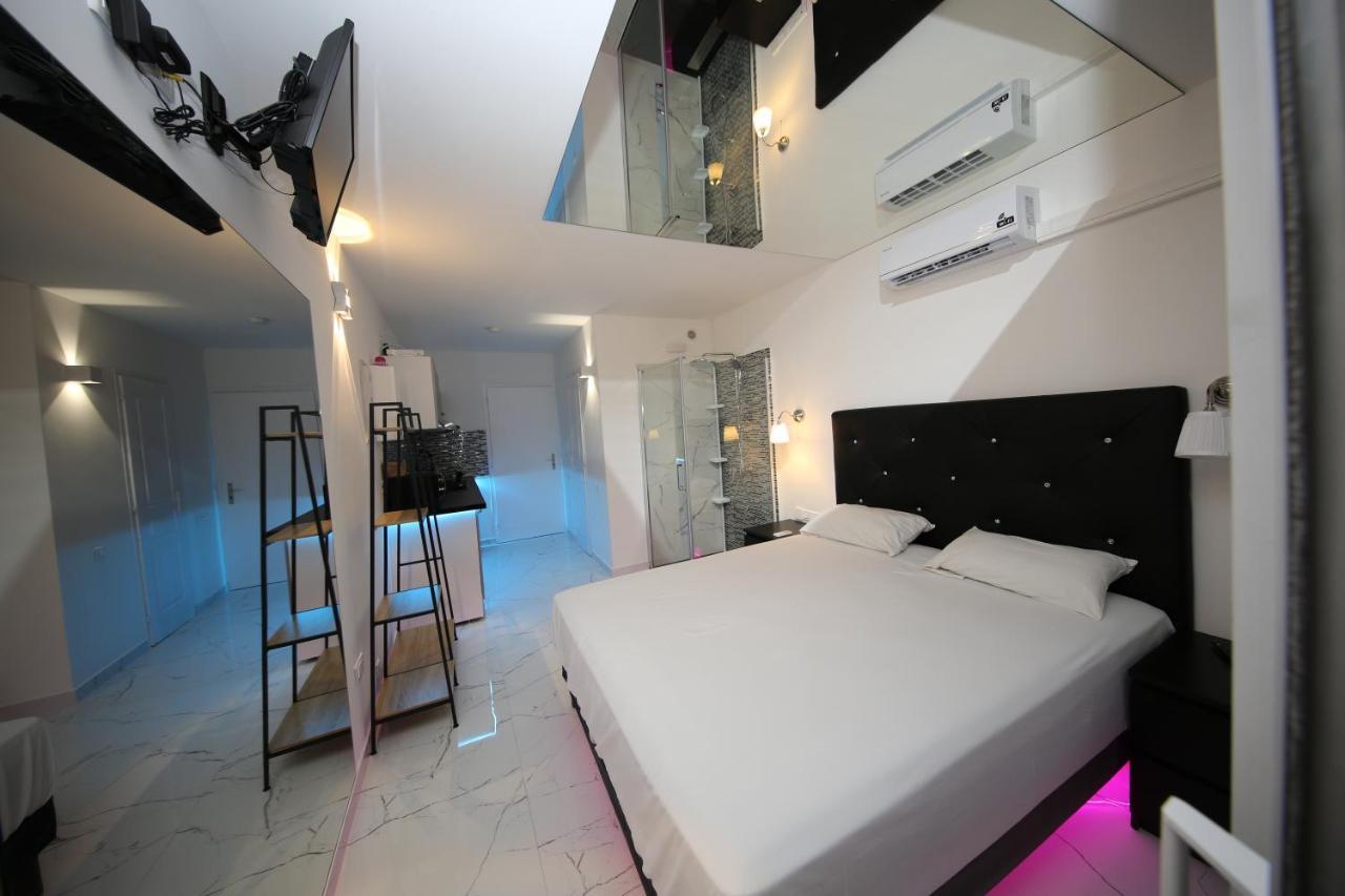 Studio Indecent Agde Ngoại thất bức ảnh